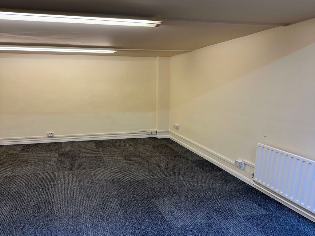 Property photo 2 of 3