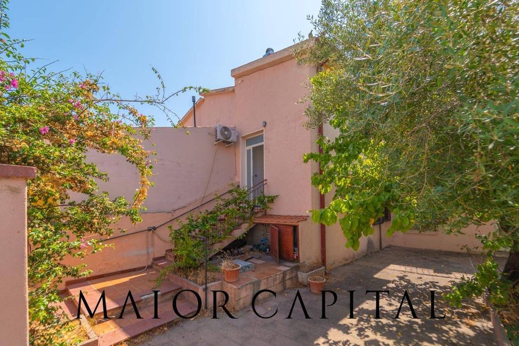 Property photo 2 of 30