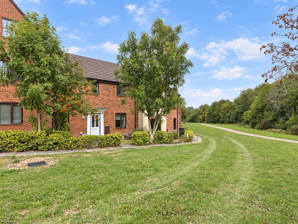 Property photo 1 of 15 076Dde58-E9E4-482C-866B-B7A1Bd75Ace5.Png