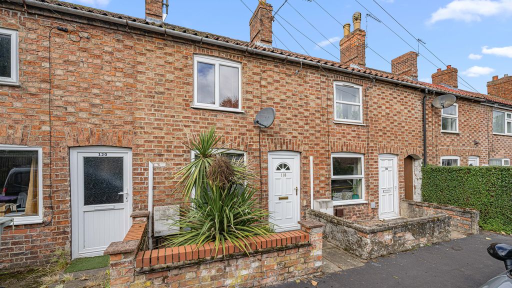 Property photo 1 of 18