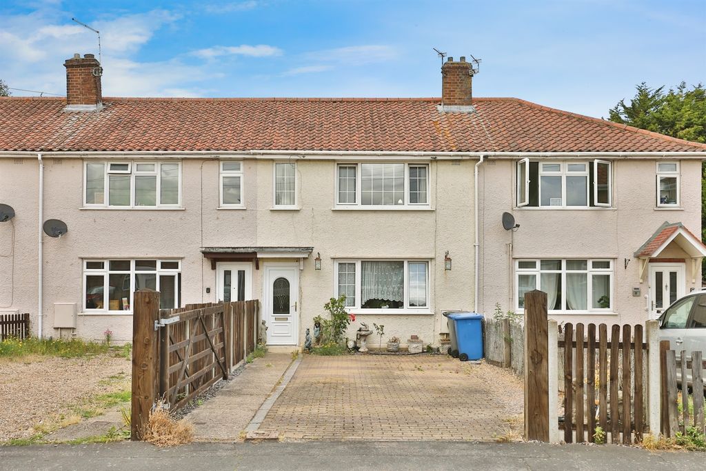 Property photo 1 of 16