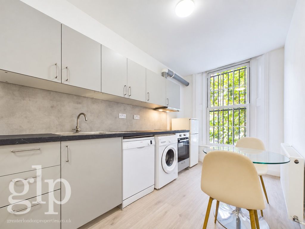 Property photo 2 of 18 3515055