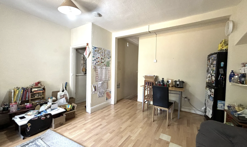 Property photo 2 of 5 Gallery