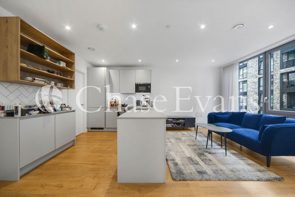 Property photo 1 of 18 Cordwainer House, Ab