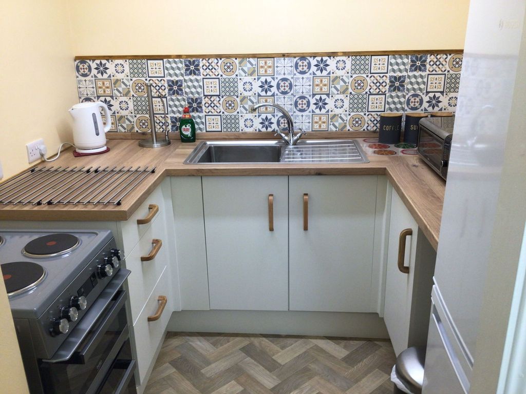 Property photo 3 of 13