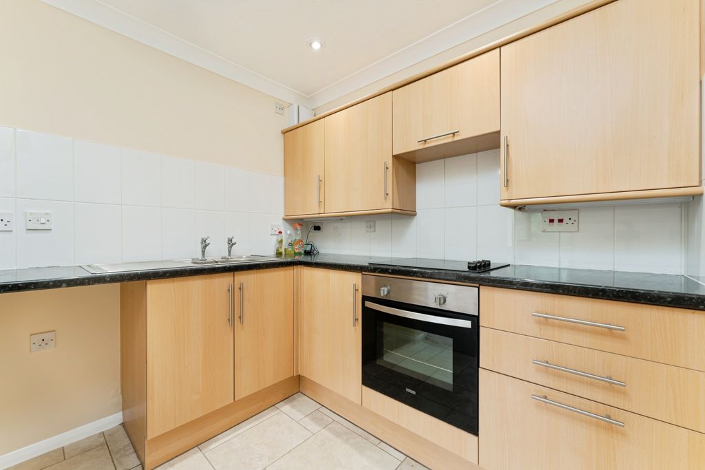 Property photo 3 of 15 Kitchen