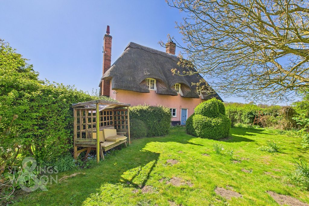 Property photo 3 of 42