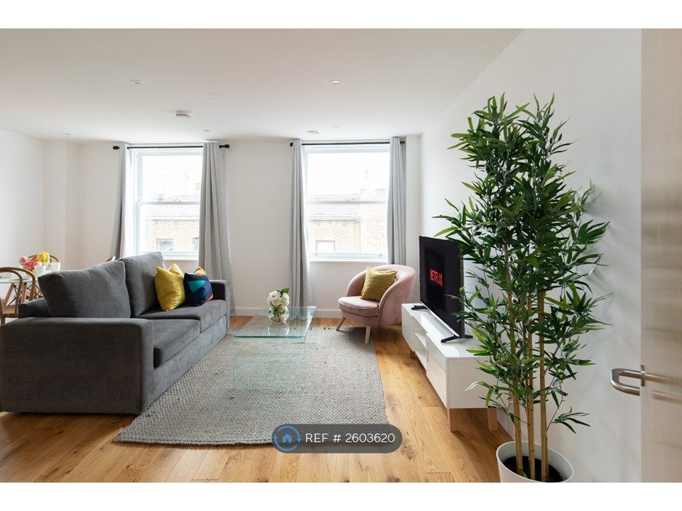 Property photo 2 of 15 Spacious Open Plan Living Area
