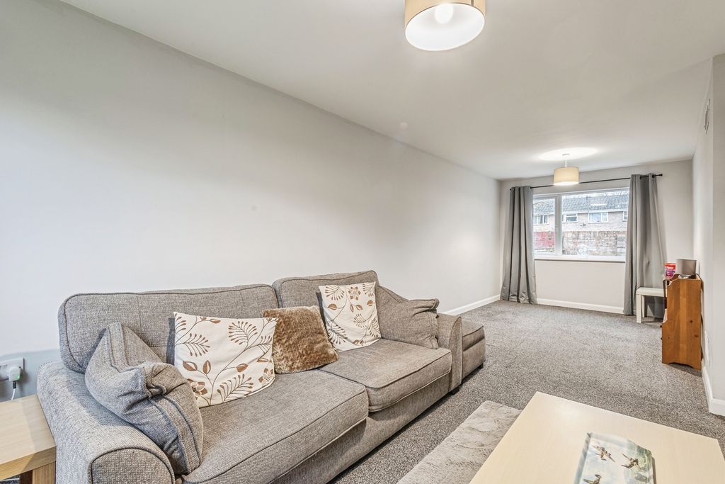 Property photo 3 of 15 Photo