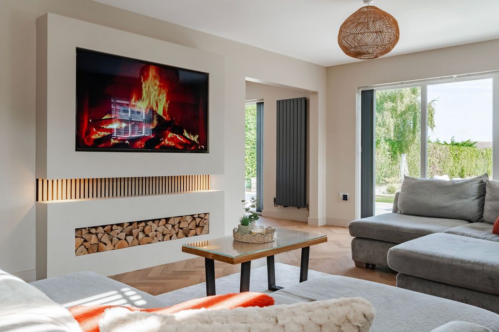 Property photo 3 of 31