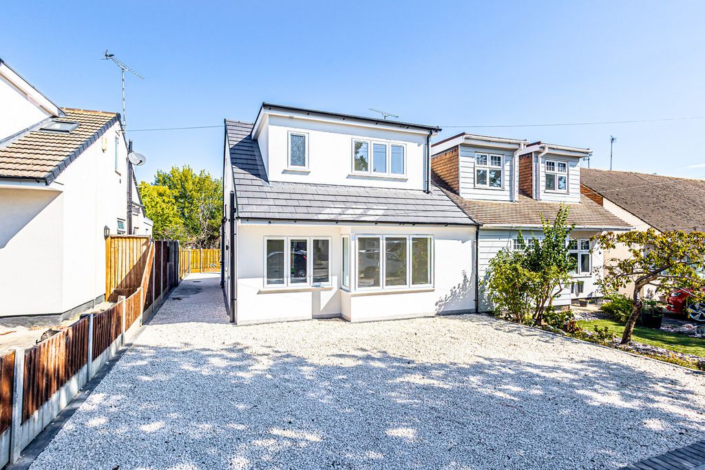 Property photo 1 of 36