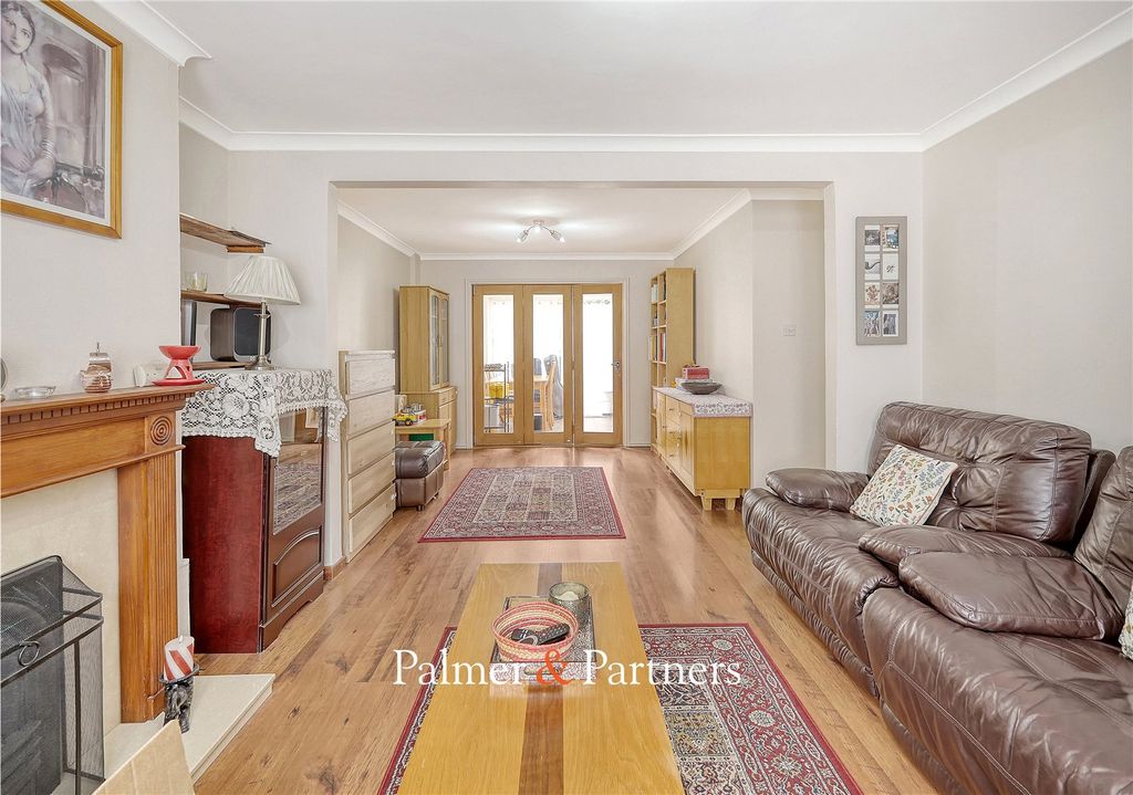 Property photo 3 of 27 Picture No. 03