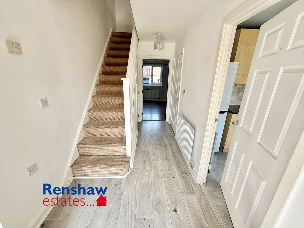 Property photo 2 of 12 Hall