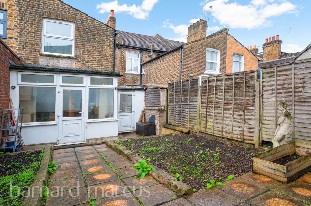 Property photo 2 of 9 Image