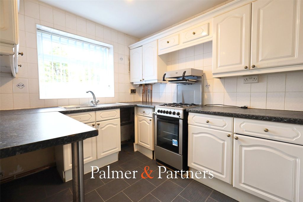 Property photo 2 of 9 Picture No. 03