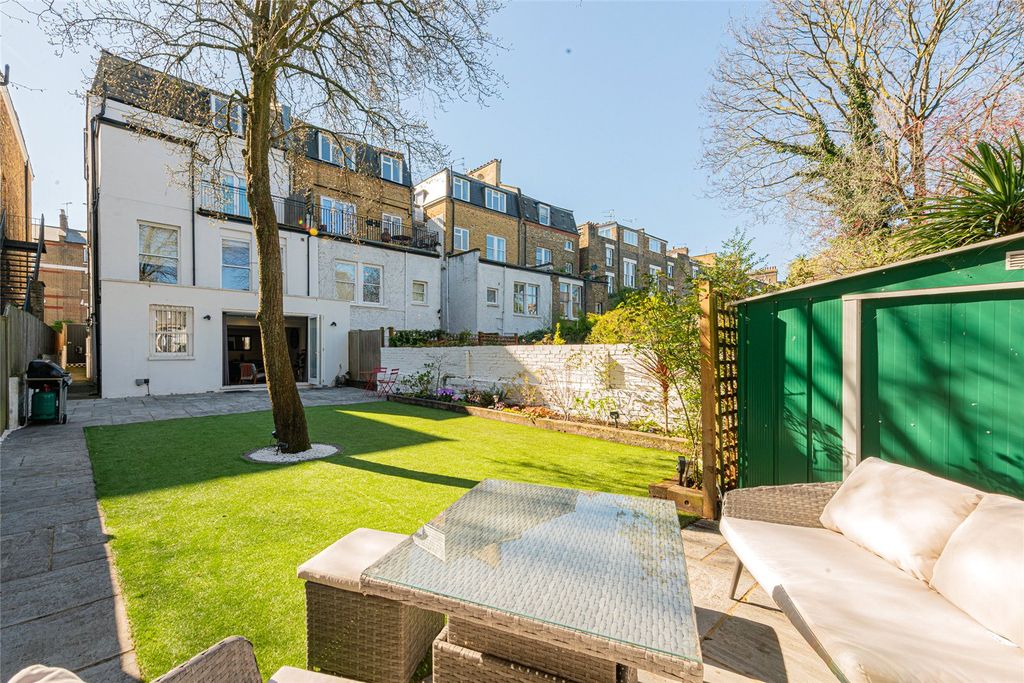 Property photo 3 of 30 Picture No. 16