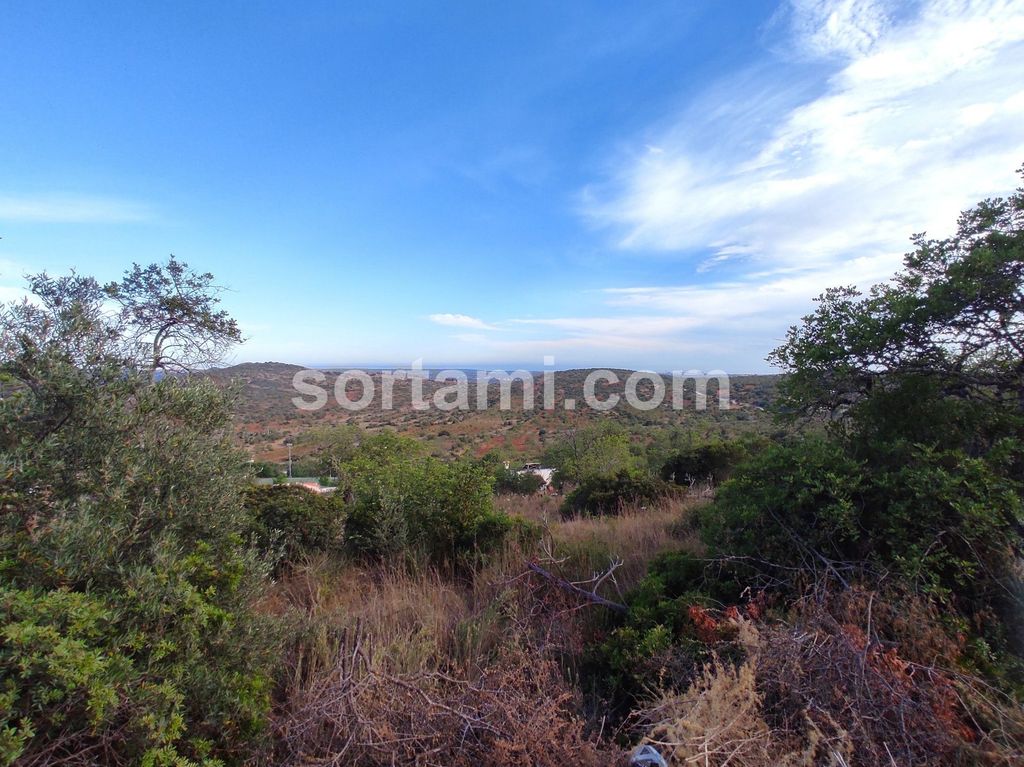 Property photo 1 of 2