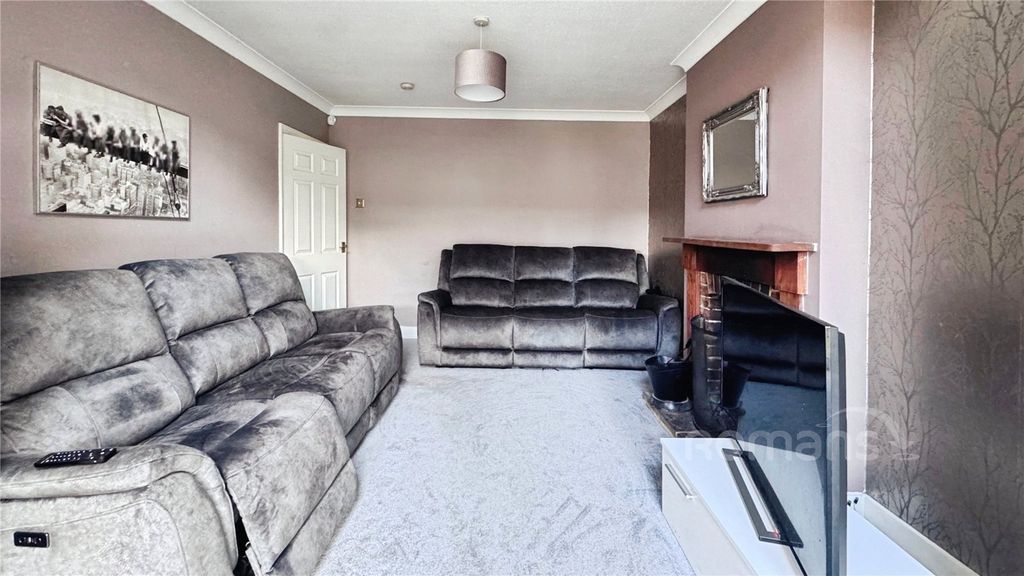 Property photo 3 of 28 Picture No. 58