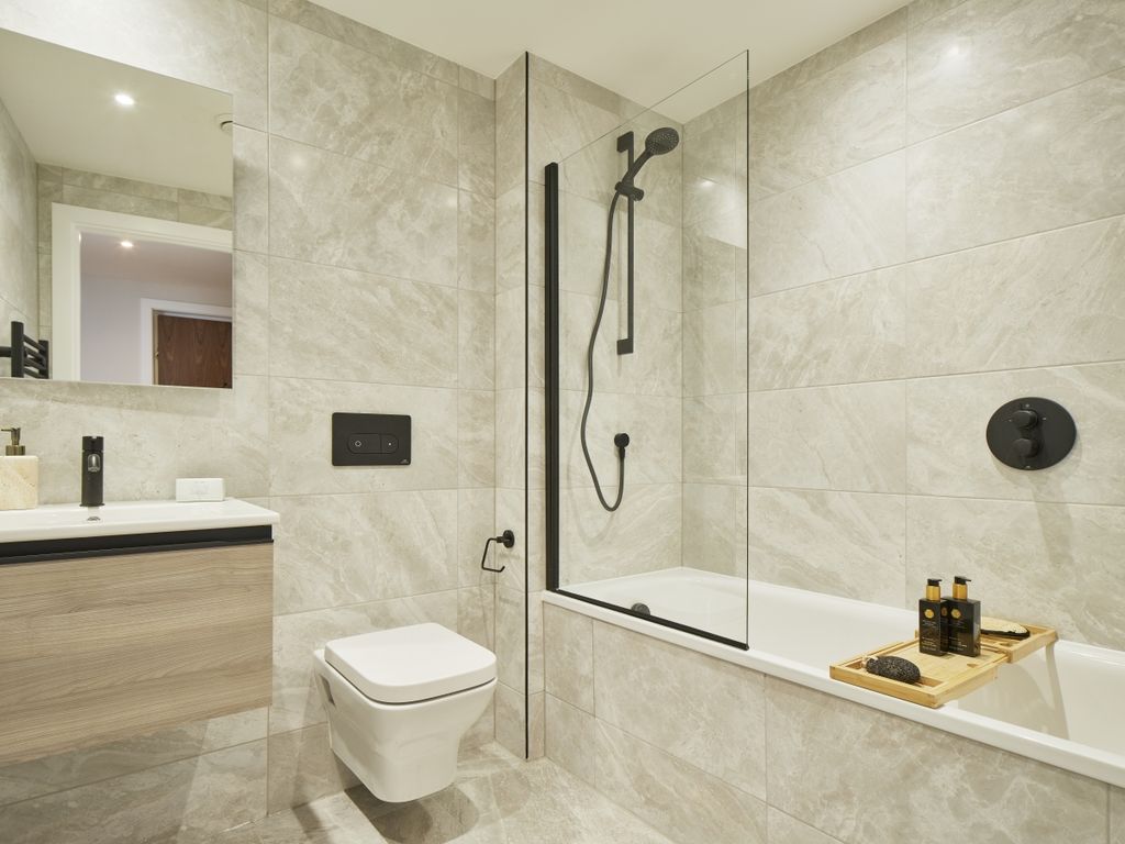 Property photo 3 of 20 Oneeastsideapts26...