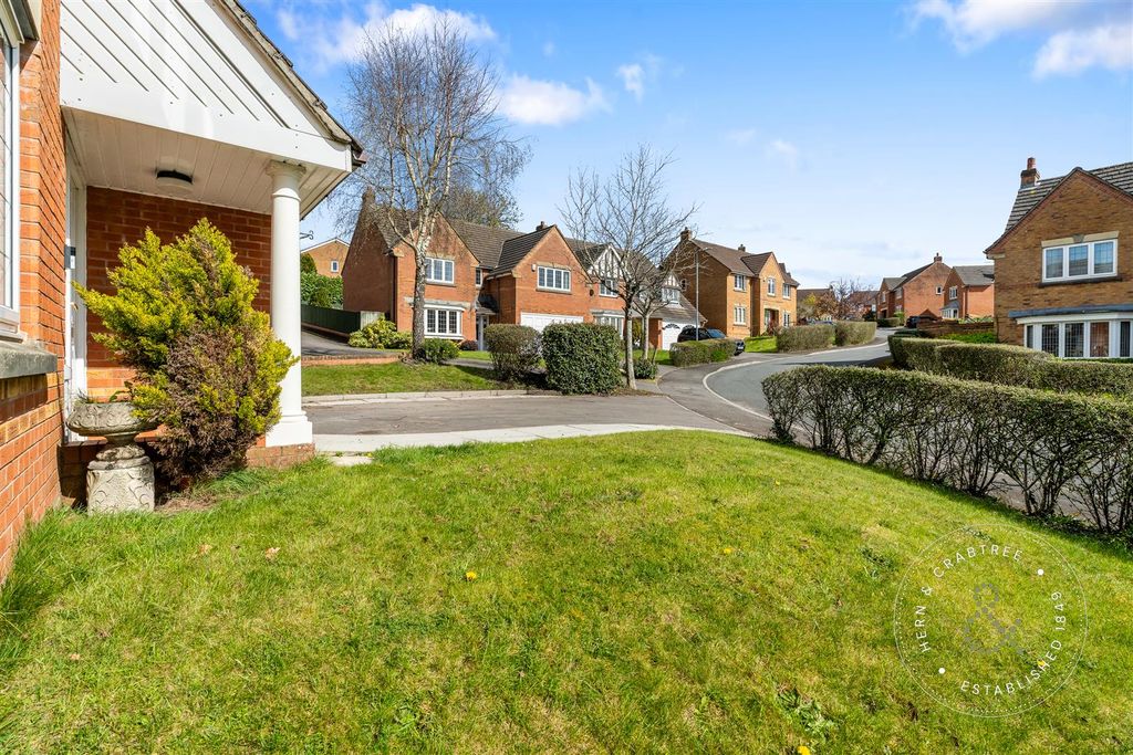 Property photo 2 of 49 Hern Crabtree Gelli Frongoch-5.Jpg