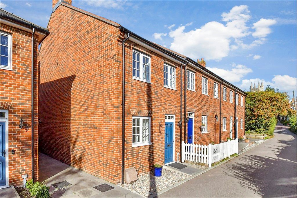 Property photo 1 of 11 External (Web)