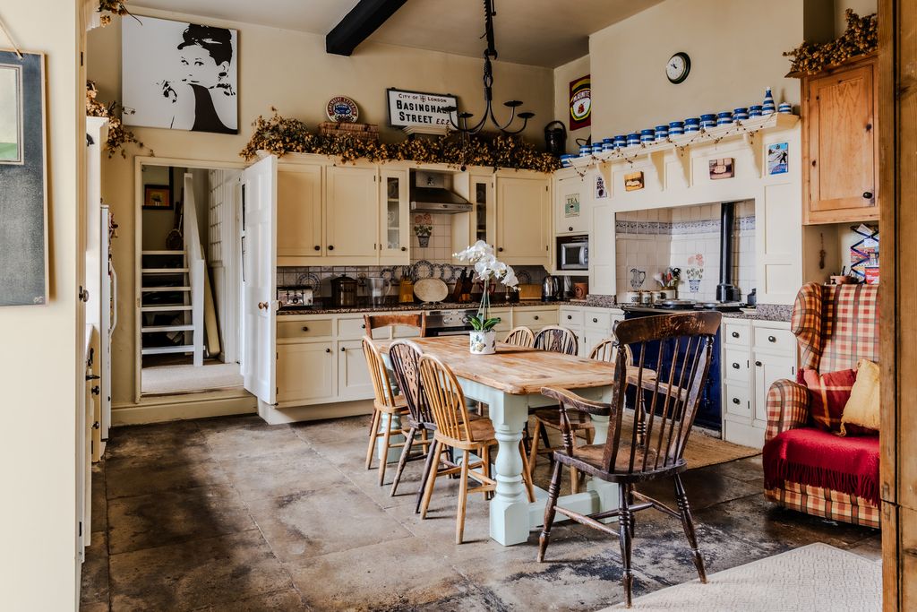 Property photo 2 of 29 325319 - Ov.Hr-7.Jpg