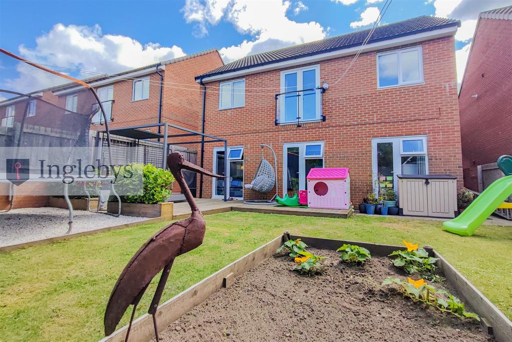 Property photo 1 of 28 1