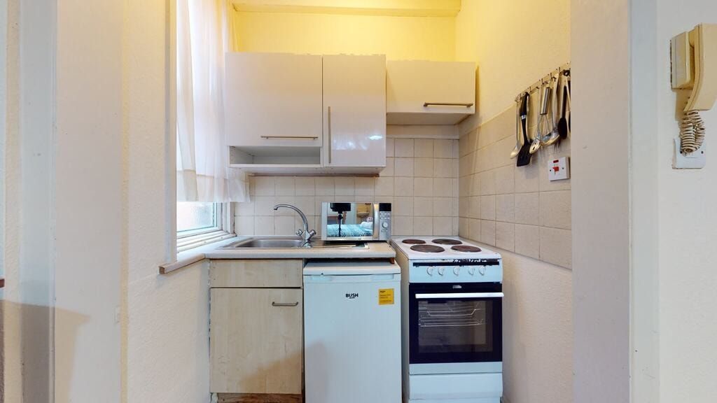 Property photo 2 of 5