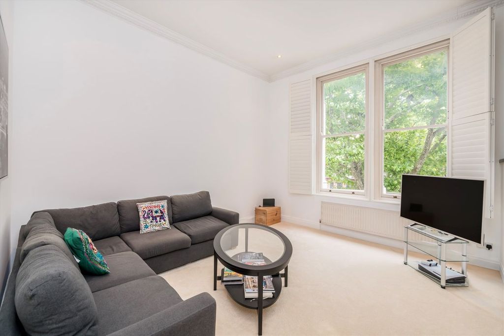 Property photo 2 of 9