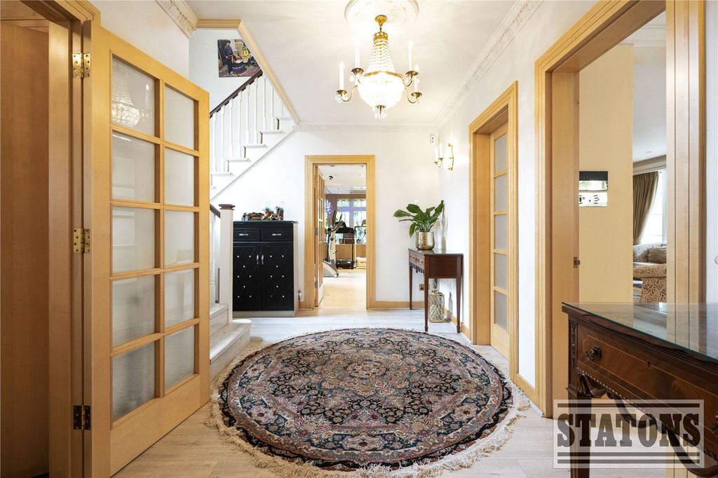 Property photo 3 of 34 Picture No. 64