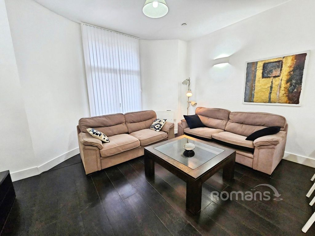 Property photo 2 of 7 Pbox-Img.Jpg