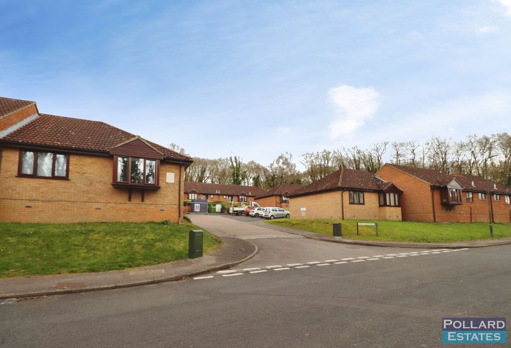 Property photo 1 of 14 Pbox-Img.Jpg