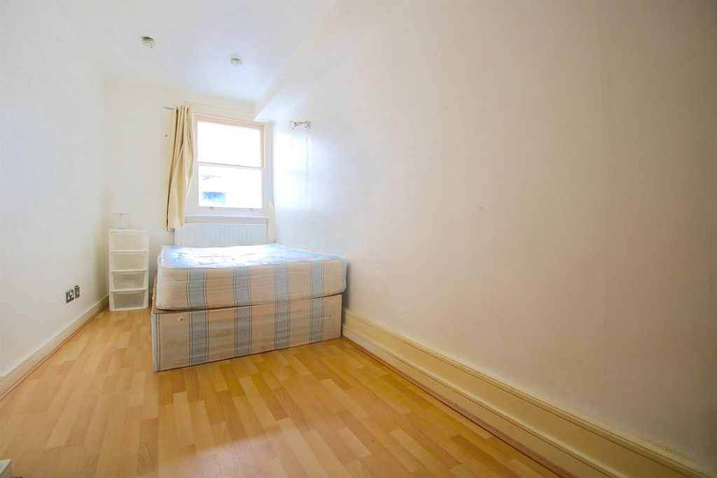 Property photo 2 of 4 Img_8165.Jpg