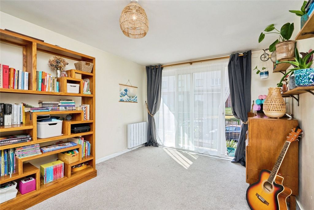 Property photo 3 of 12 Picture No. 09