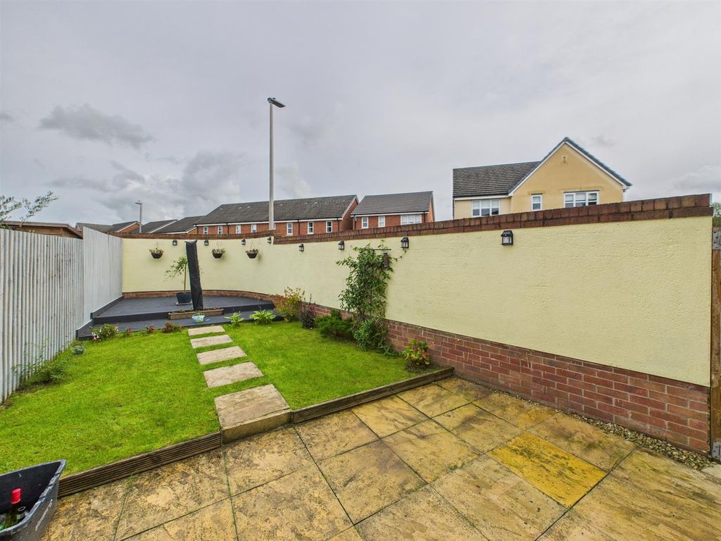Property photo 2 of 17 Cam03055G0-Pr0267-Still016.Jpg