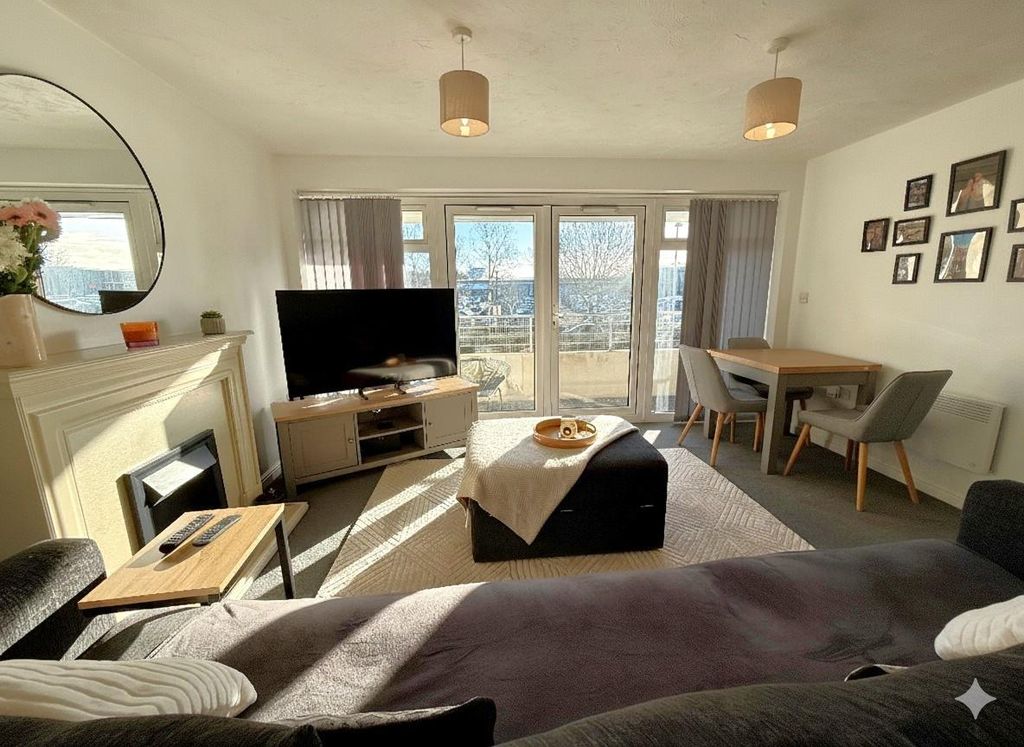 Property photo 3 of 9 Gemini_Generated_Image_Gvubuhgvubuhgvub.Jpg