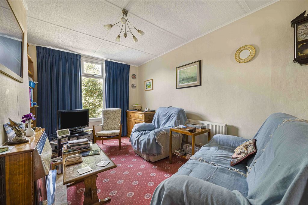 Property photo 3 of 21 Picture No. 13