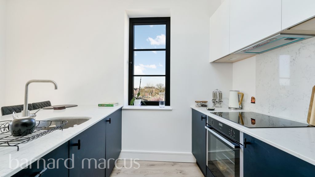 Property photo 3 of 8 Image