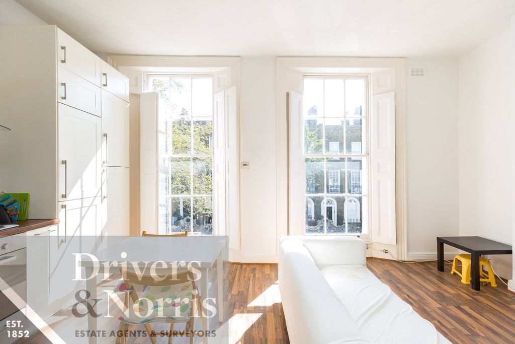 Property photo 1 of 7 Picture No. 11