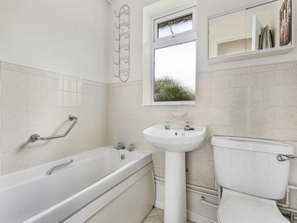 Property photo 3 of 20