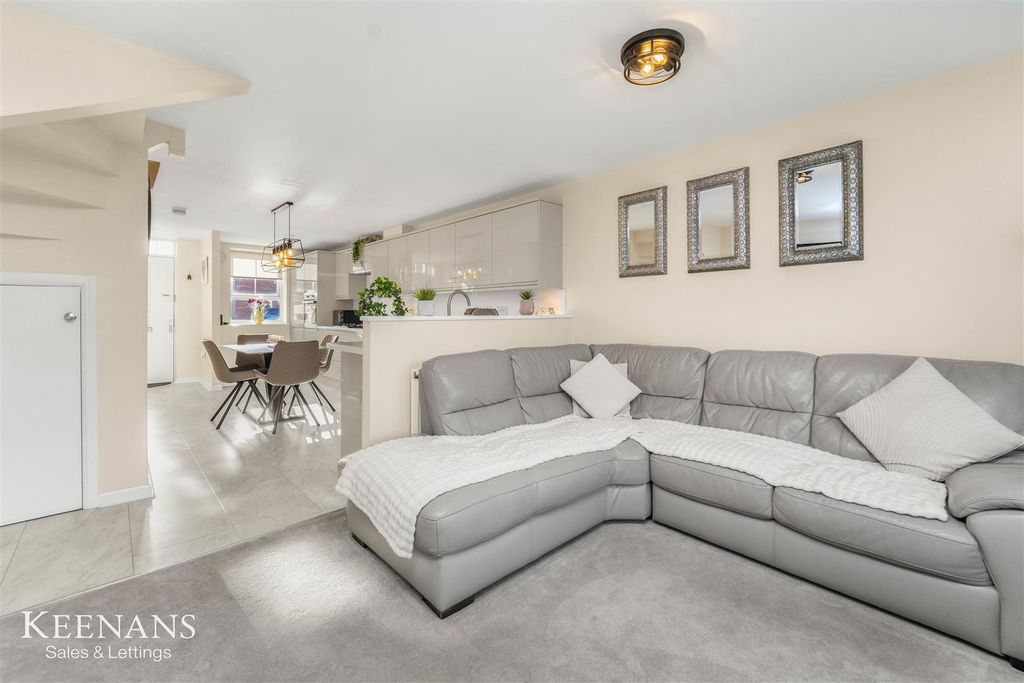 Property photo 2 of 38 15.Jpg