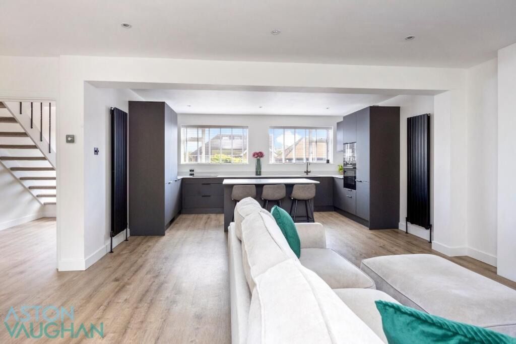 Property photo 3 of 37 4551334