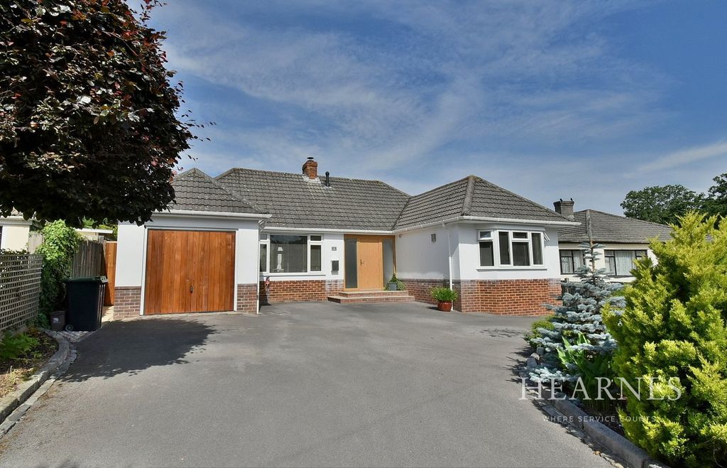 Property photo 1 of 26