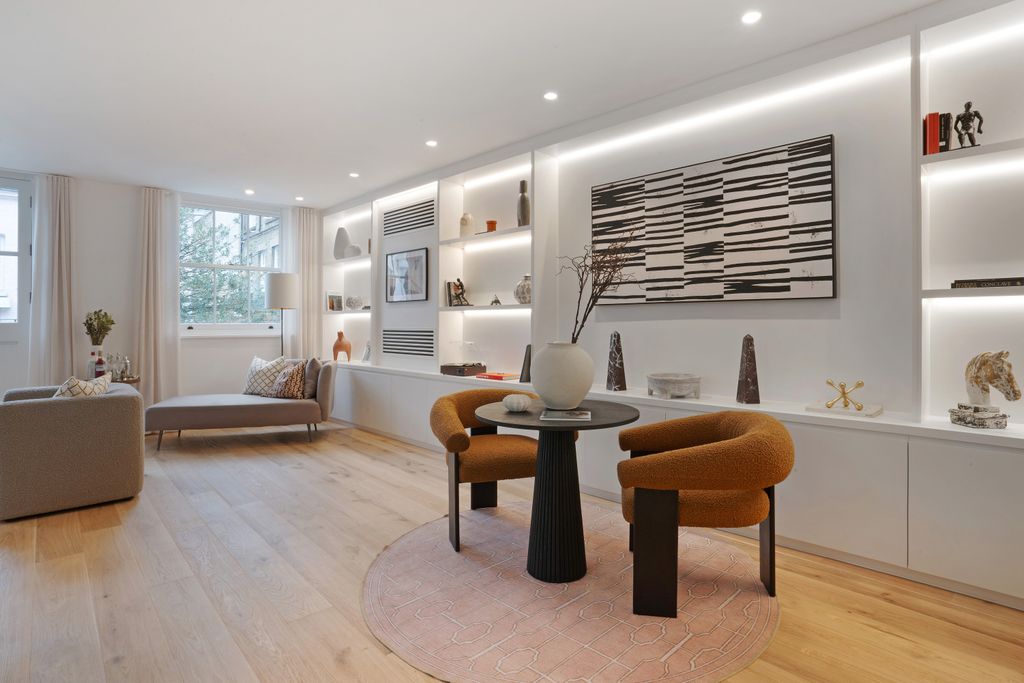 Property photo 3 of 19