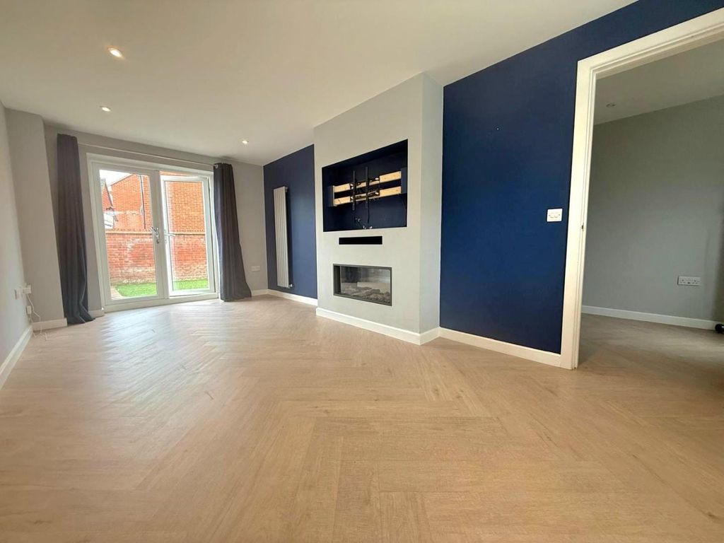Property photo 2 of 18 17.Jpg
