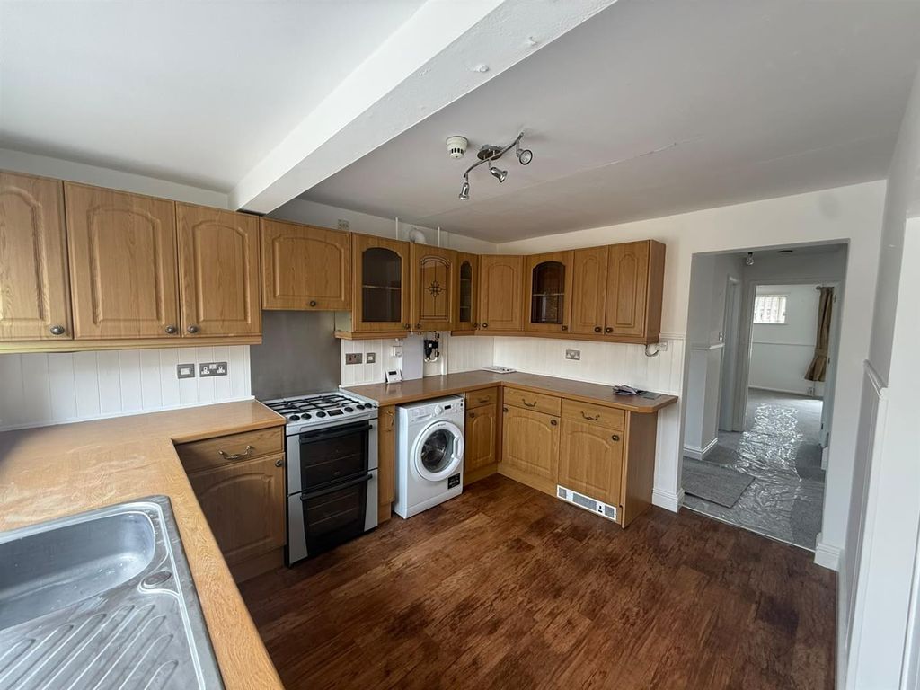 Property photo 2 of 14 9d0286F8-d12B-4d32-Bbe7-186c74Daa6c6.Jpg