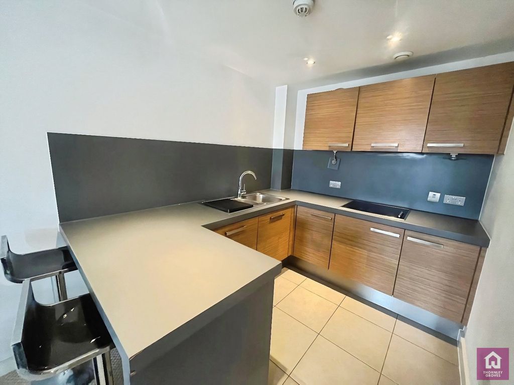 Property photo 3 of 11 Picture No. 13
