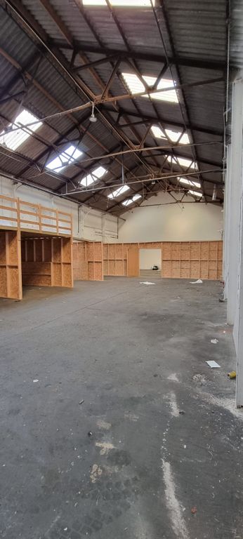 Property photo 3 of 6