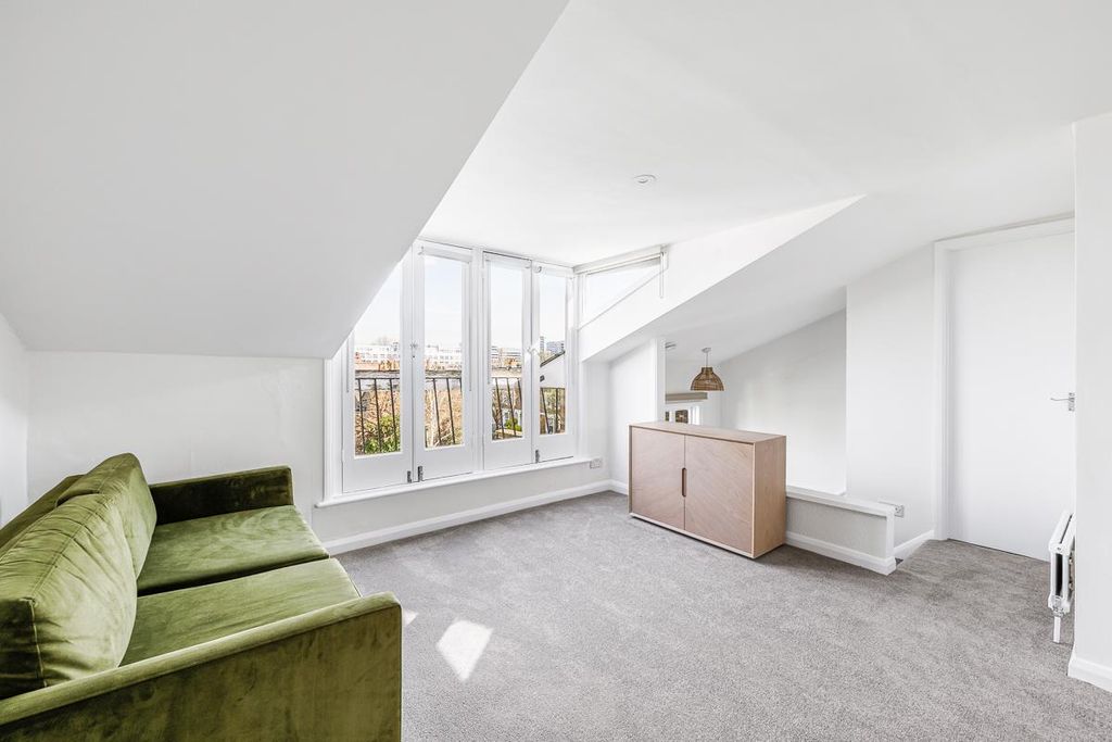 Property photo 1 of 5 Low Res Tff 138 Dalling Road (3).Jpg