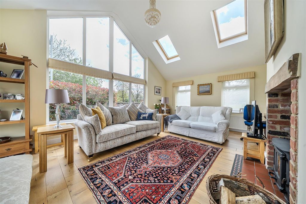 Property photo 2 of 24 1-69E02Bbda3712-1446284-1-69Dfaa4E04751-1.Jpg